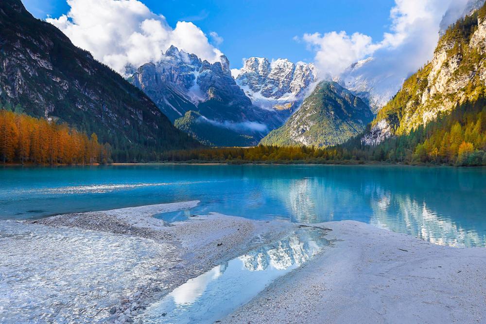 Les plus beaux lacs des Dolomites 